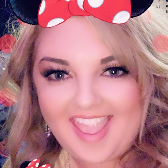 Meet your Posher, Drea - Picture 1 of 1